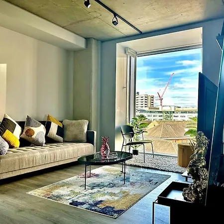 Apartment Captivating 2-bed Skyview In Leeds (West Yorkshire)