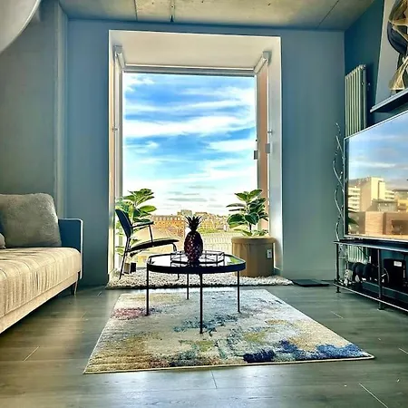 Apartment Captivating 2-bed Skyview In Leeds (West Yorkshire)