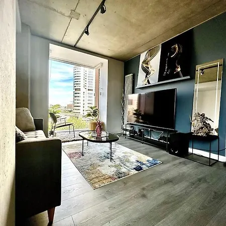 Apartment Captivating 2-bed Skyview In Leeds (West Yorkshire)